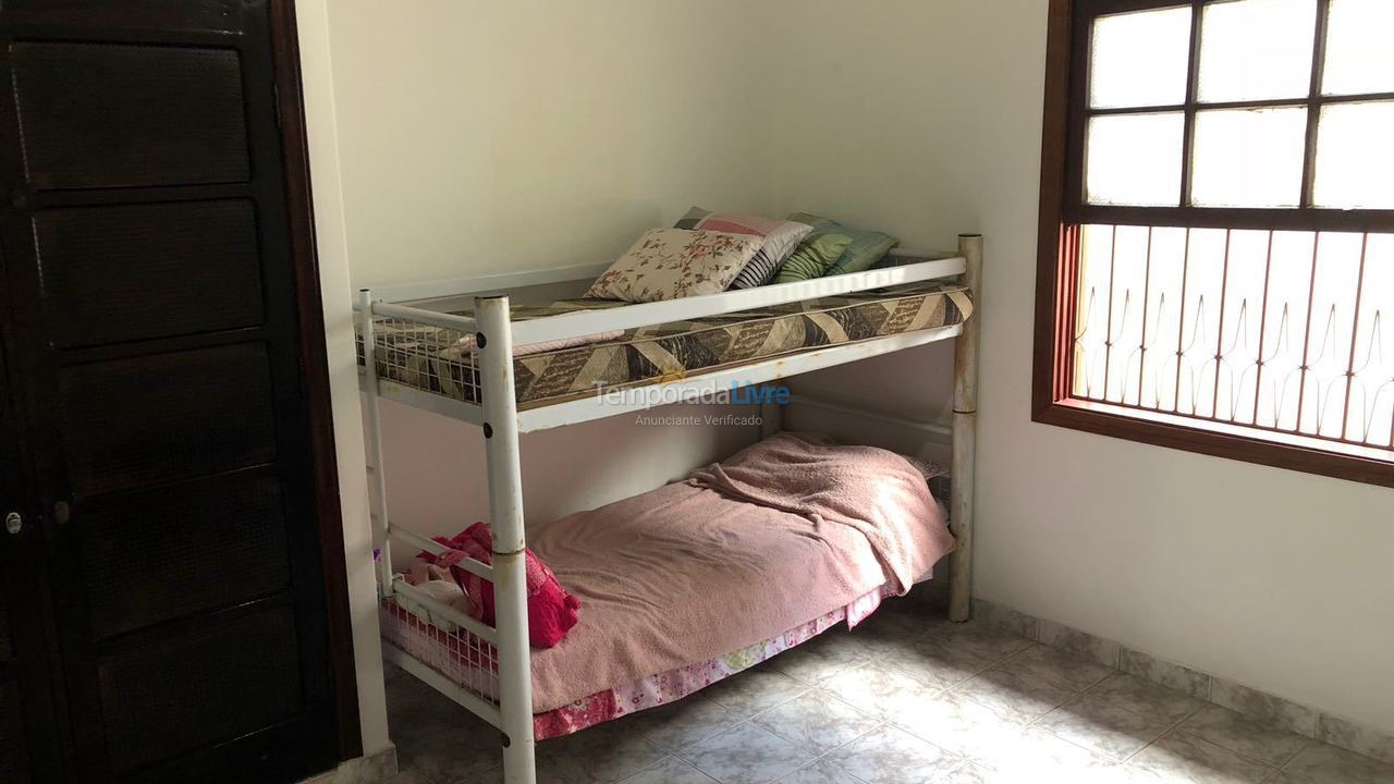 Casa para alquiler de vacaciones em Ubatuba (Enseada)