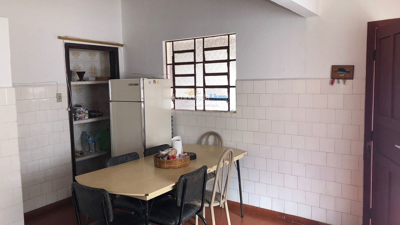 Casa para alquiler de vacaciones em Ubatuba (Enseada)