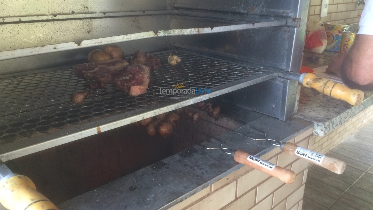 Apartamento para aluguel de temporada em Mata de São João (Imbassaí)