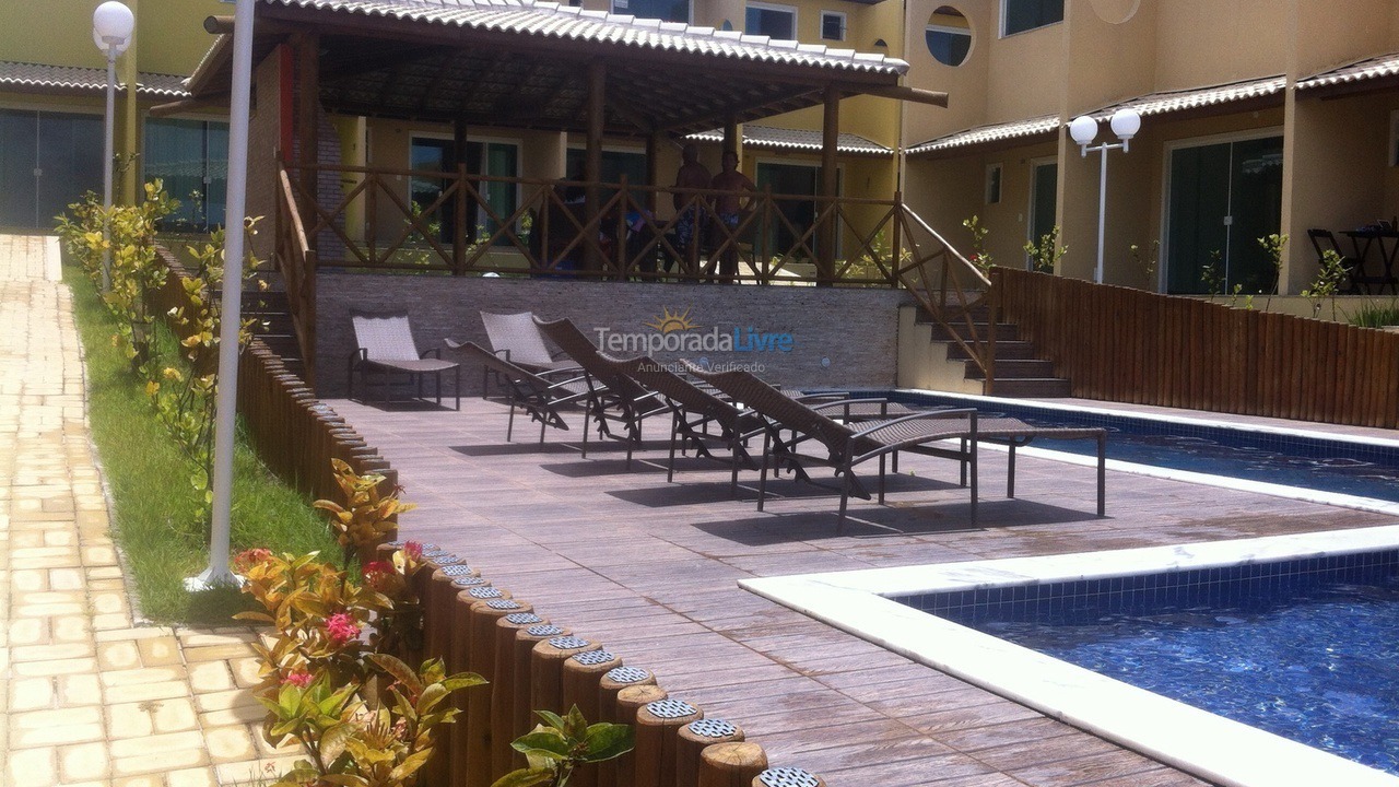 Apartamento para aluguel de temporada em Mata de São João (Imbassaí)