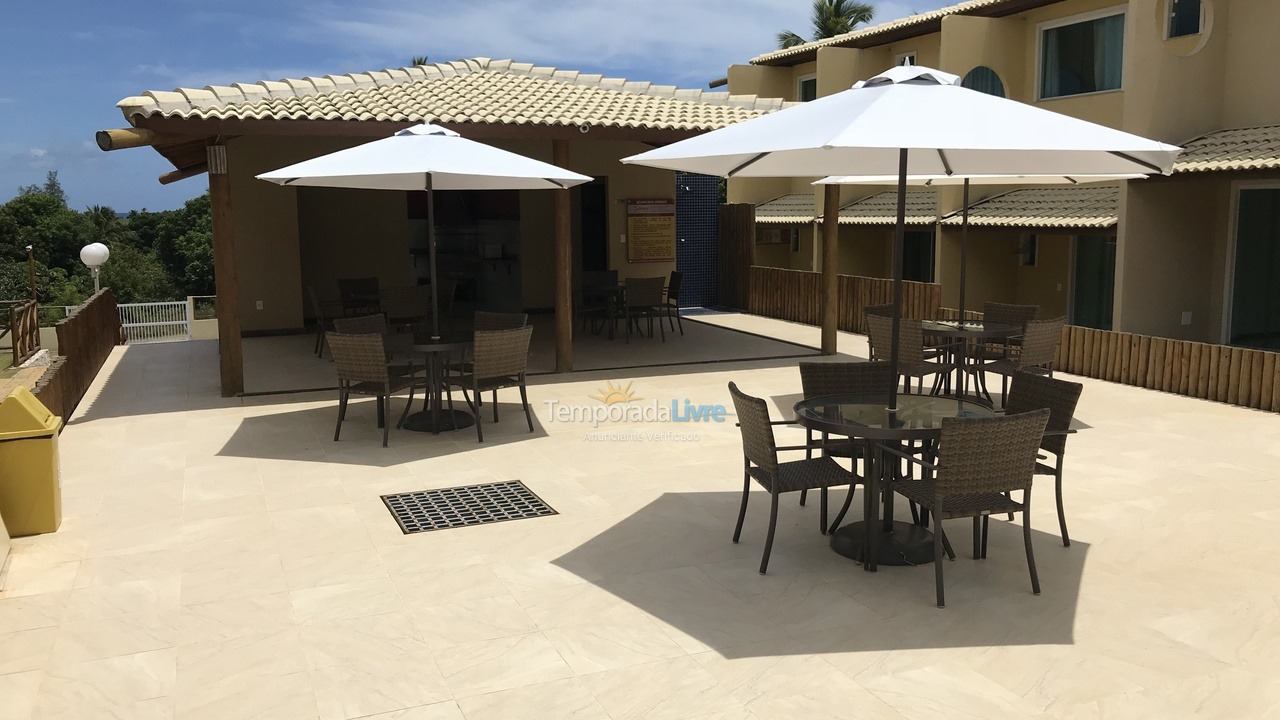 Apartamento para aluguel de temporada em Mata de São João (Imbassaí)