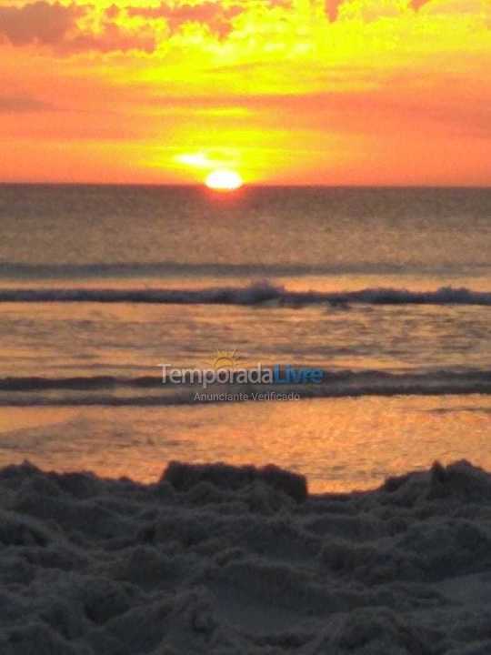 Apartamento para alquiler de vacaciones em Arraial do Cabo (Praia Grande)