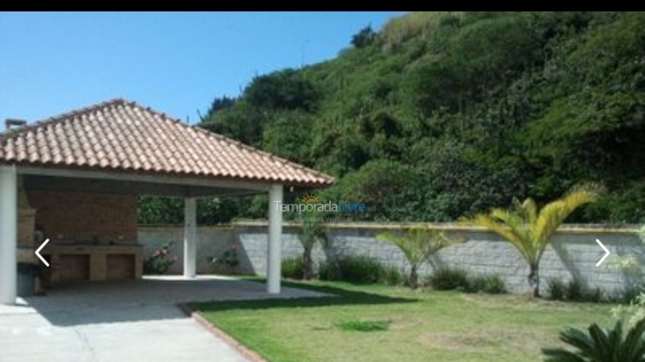 Apartamento para alquiler de vacaciones em Arraial do Cabo (Praia Grande)