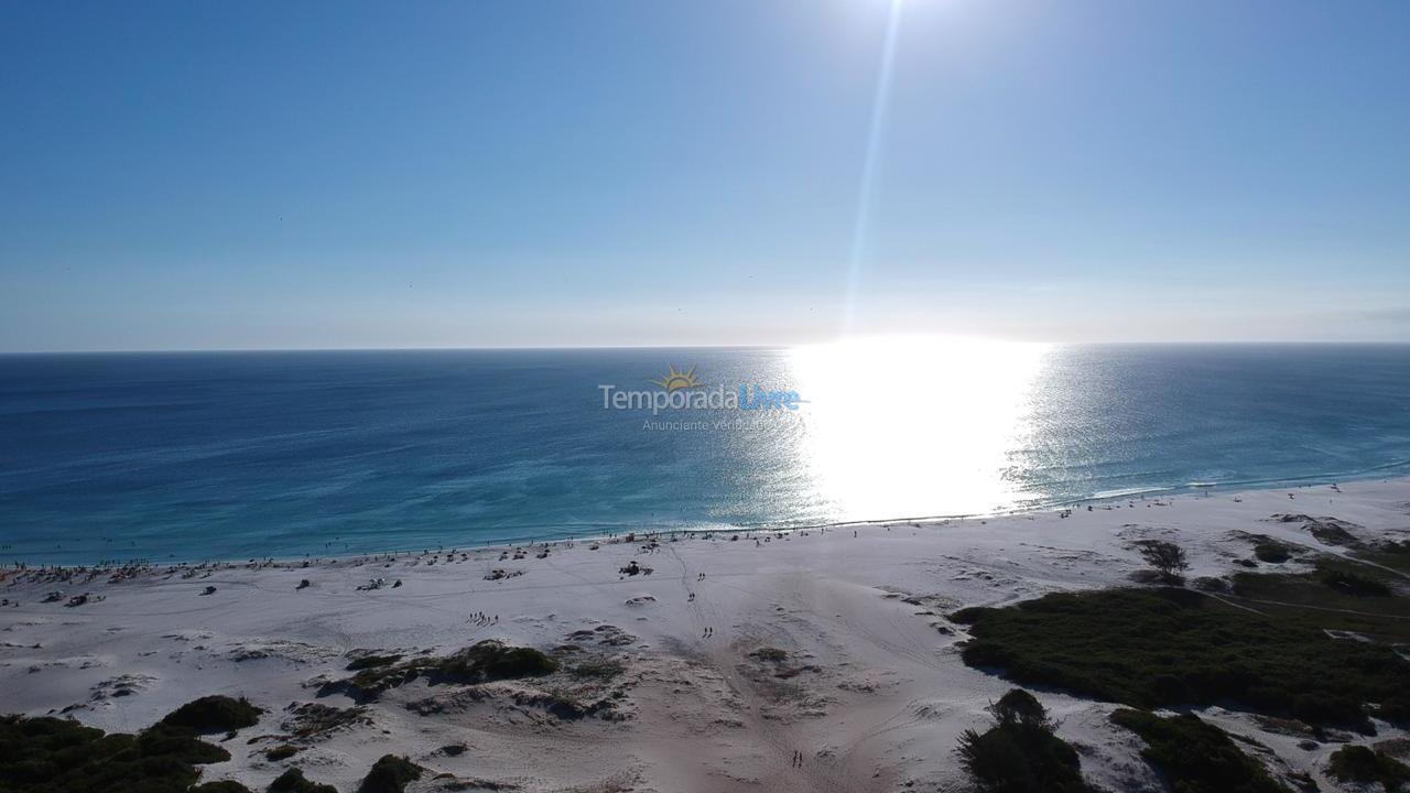 Apartamento para alquiler de vacaciones em Arraial do Cabo (Praia Grande)