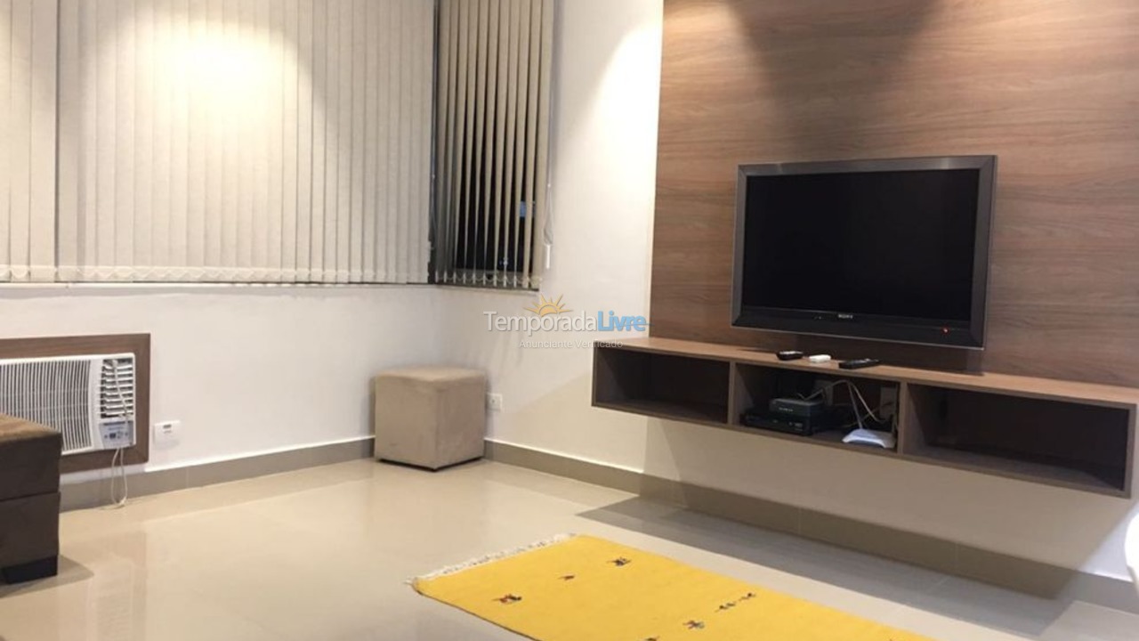 Apartamento para aluguel de temporada em Guarujá (Pitangueiras)