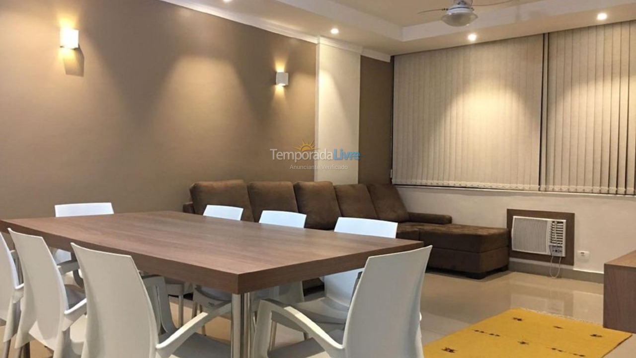 Apartamento para aluguel de temporada em Guarujá (Pitangueiras)