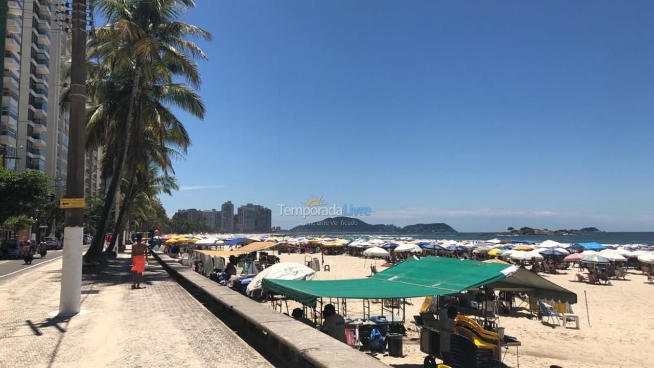 Apartamento para aluguel de temporada em Guarujá (Pitangueiras)