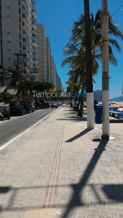 Apartamento para aluguel de temporada em Guarujá (Pitangueiras)