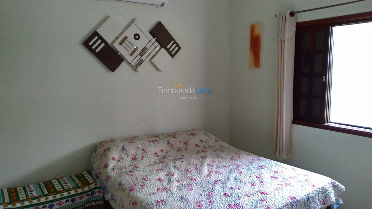 House for vacation rental in Bertioga (Condominio Morada da Praia)