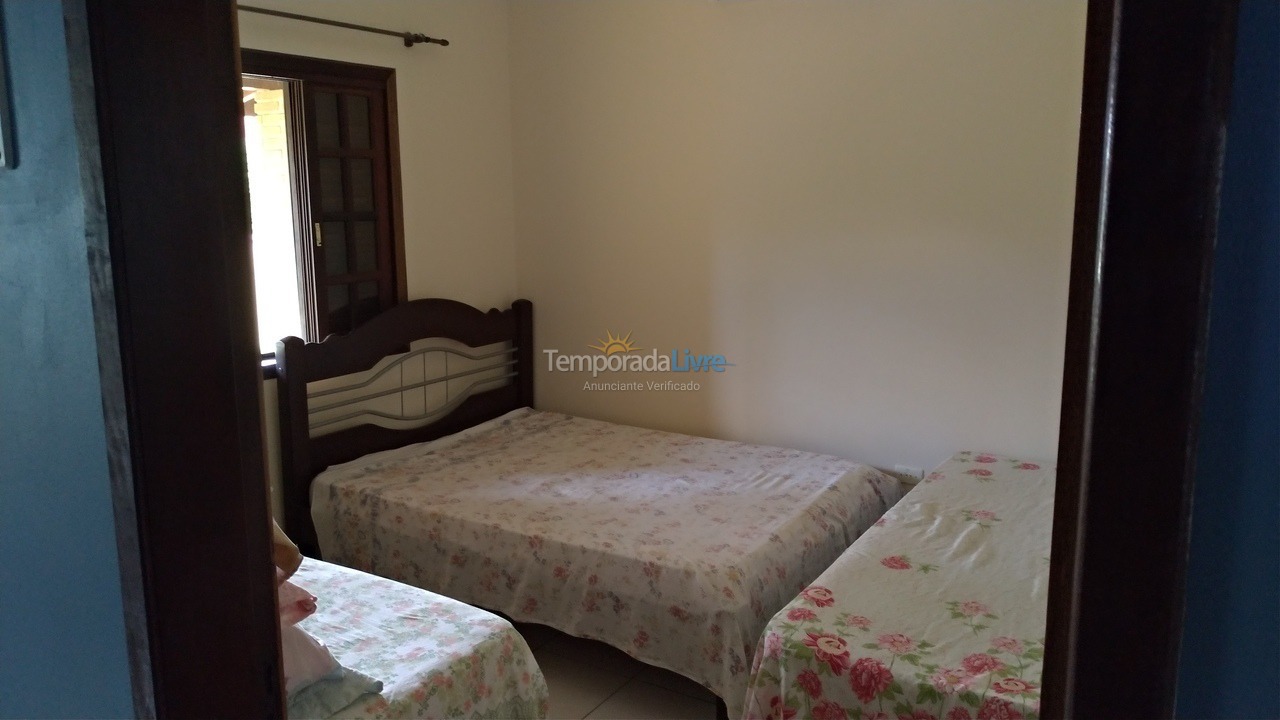 House for vacation rental in Bertioga (Condominio Morada da Praia)