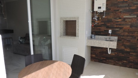 New apartment with 2 bedrooms and pool in the condominium Ref.205