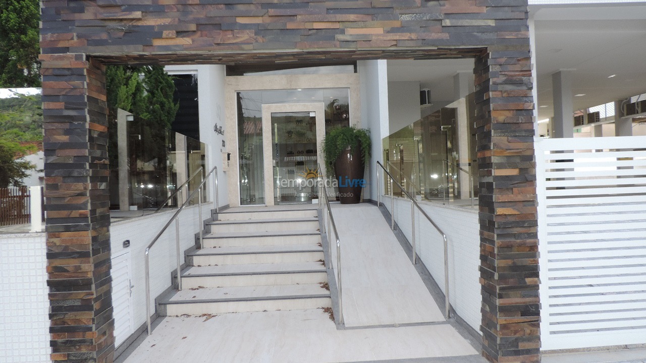 Apartment for vacation rental in Bombinhas (Mariscal)