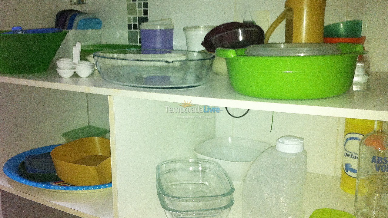 Apartamento para aluguel de temporada em Guarujá (Pitangueiras)