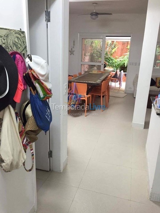 Casa para aluguel de temporada em São Sebastião (Juquehy)