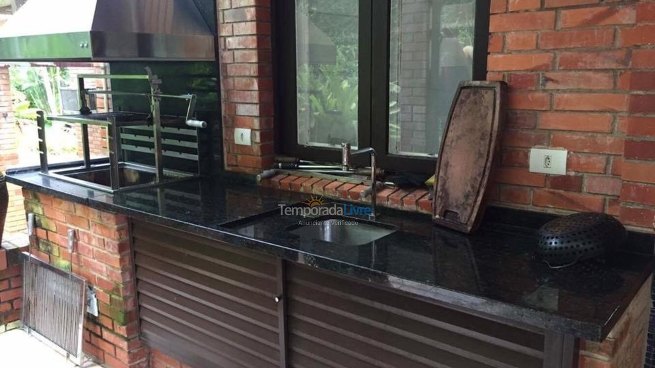 Casa para aluguel de temporada em São Sebastião (Juquehy)