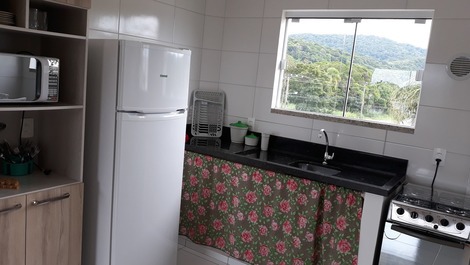 Excelente apartamento em mariscal,aluguel temporada.