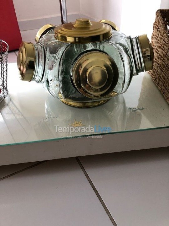 Apartamento para aluguel de temporada em Guarujá (Pitangueiras)