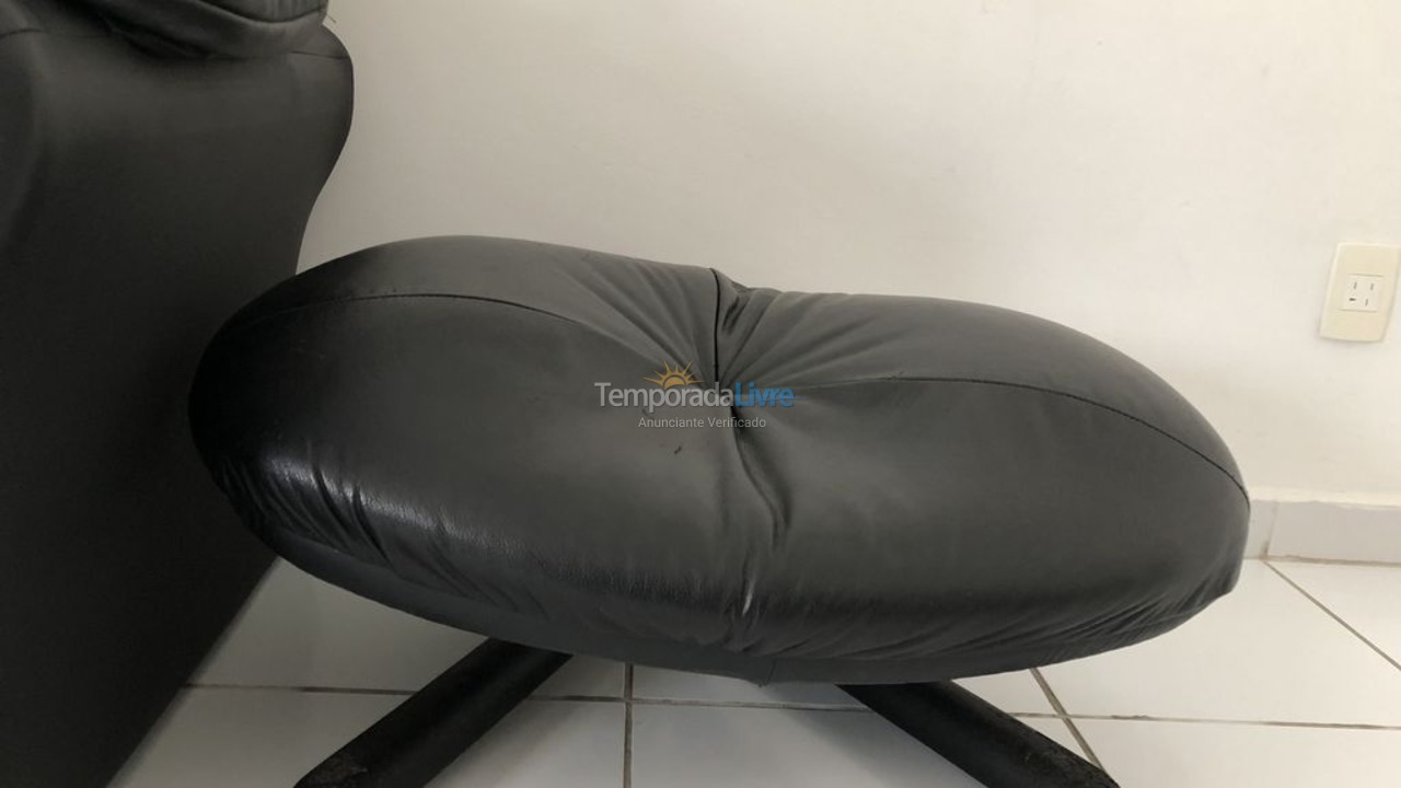 Apartamento para aluguel de temporada em Guarujá (Pitangueiras)