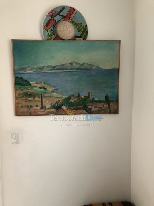 Apartamento para aluguel de temporada em Guarujá (Pitangueiras)