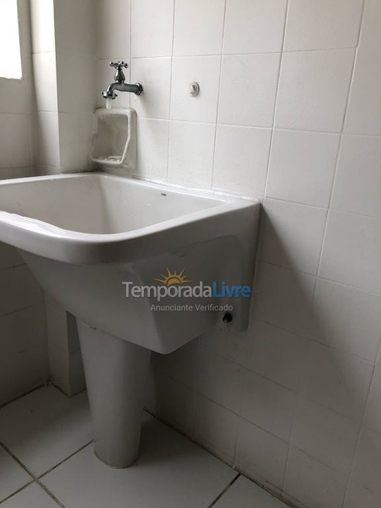 Apartamento para aluguel de temporada em Guarujá (Pitangueiras)