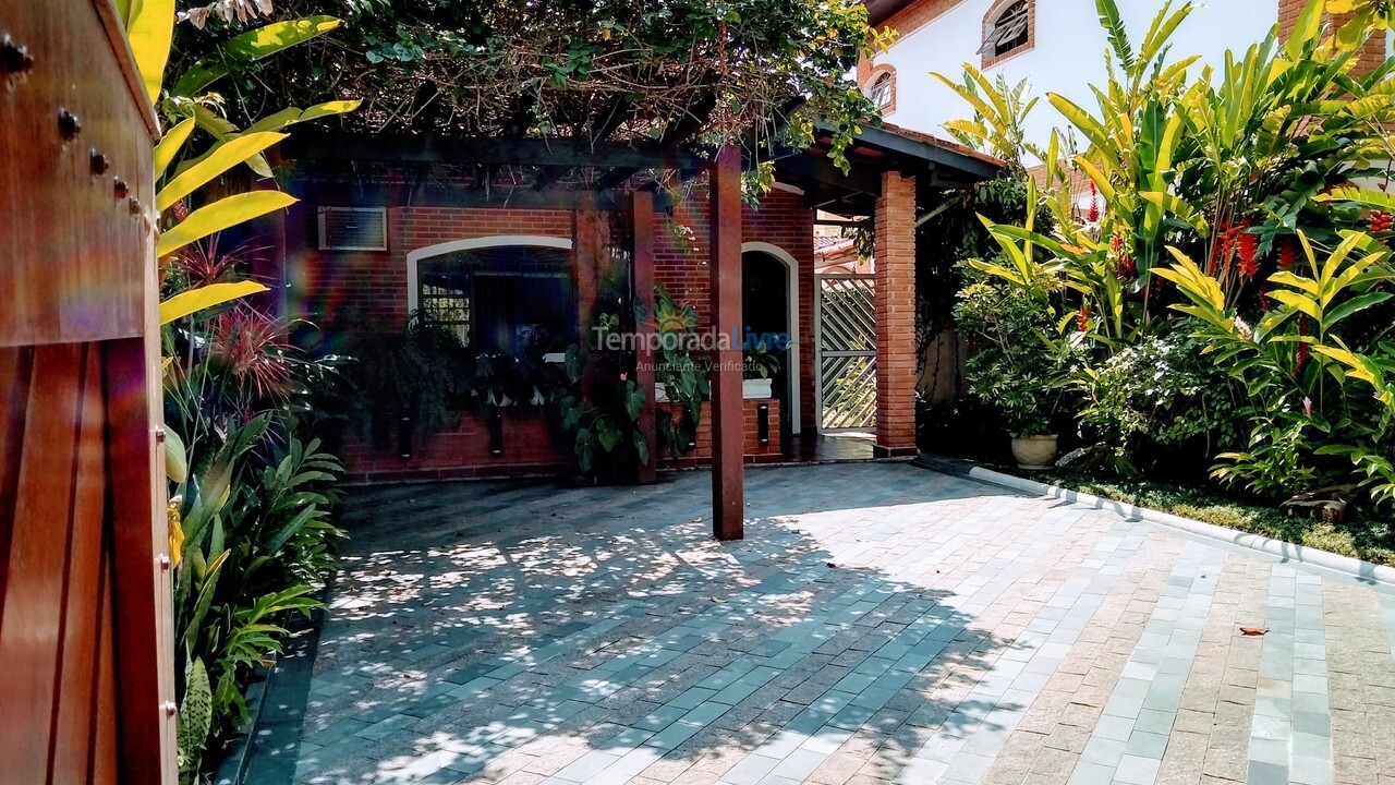 Casa para aluguel de temporada em São Sebastião (Juquehy)