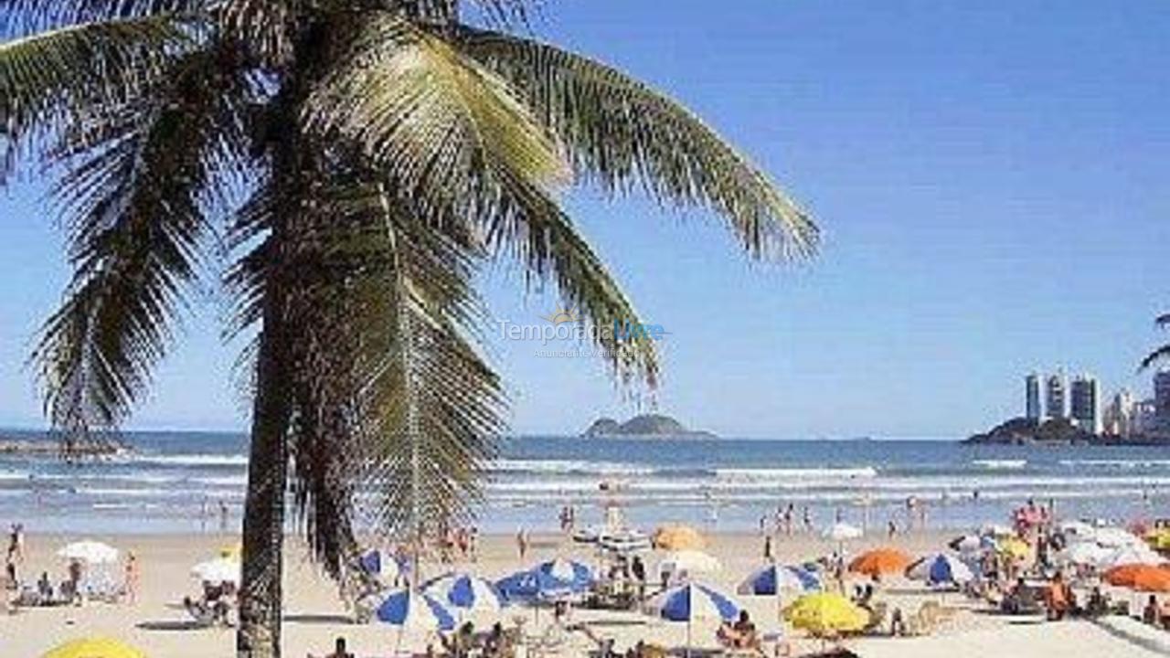 Apartamento para aluguel de temporada em Guarujá (Pitangueiras)