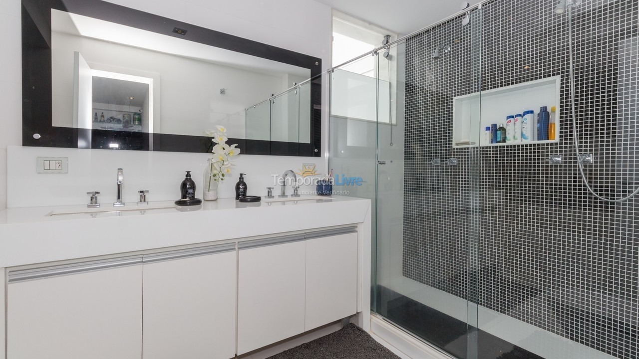 Casa para aluguel de temporada em Rio de Janeiro (Barra da Tijuca)