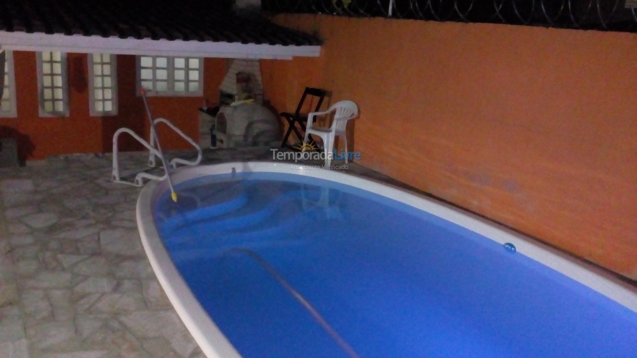 Casa para aluguel de temporada em São Sebastião (Maresias)