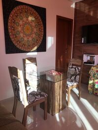 Casas com ar, piscina e área gourmet de frente pra Mucuge 8 Pessoas