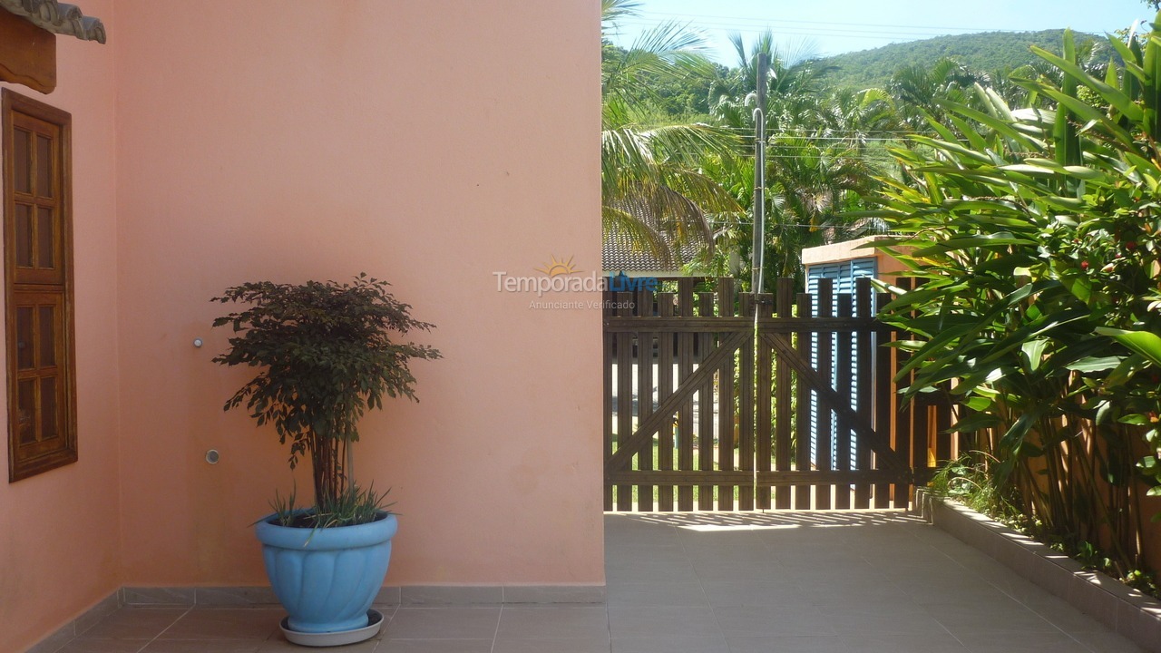 Casa para aluguel de temporada em São Sebastião (Toque Toque Pequeno)