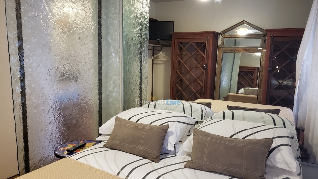 Apartamento para aluguel de temporada em Porto Alegre (Santana)