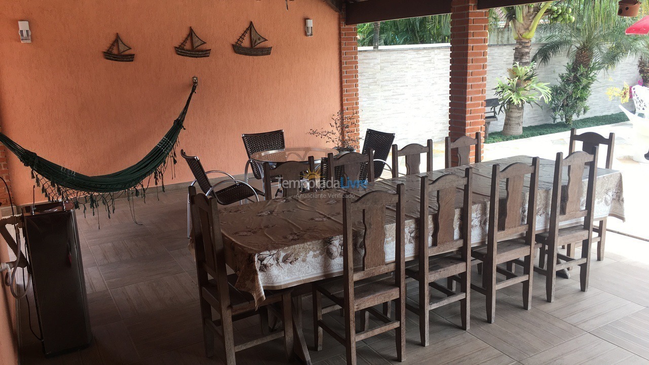 Casa para aluguel de temporada em Bertioga (Condominio Morada da Praia)