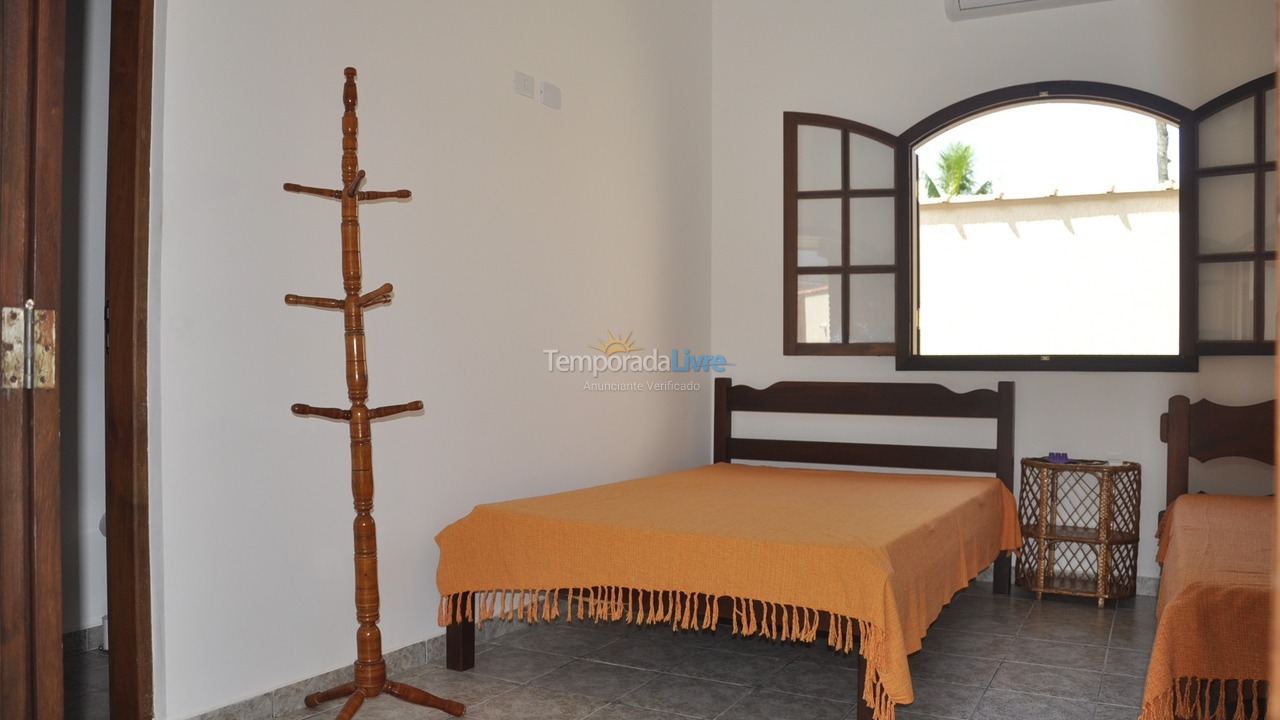 Casa para aluguel de temporada em Ubatuba (Horto Florestal)