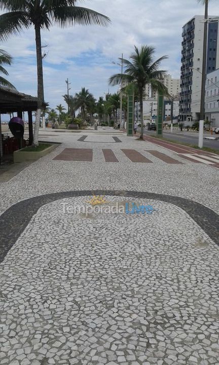Apartamento para aluguel de temporada em Praia Grande (Aviação)