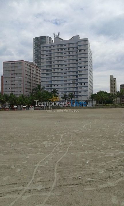 Apartamento para aluguel de temporada em Praia Grande (Aviação)