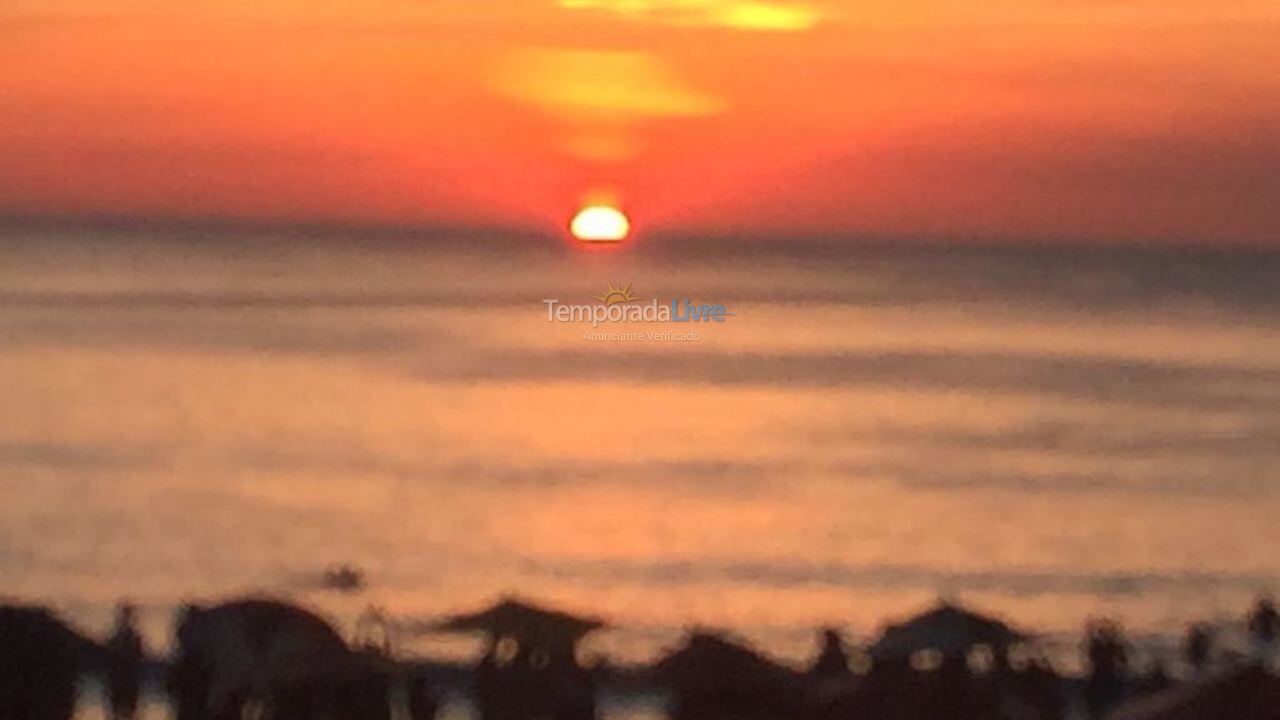 Apartamento para aluguel de temporada em Arraial do Cabo (Prainha)