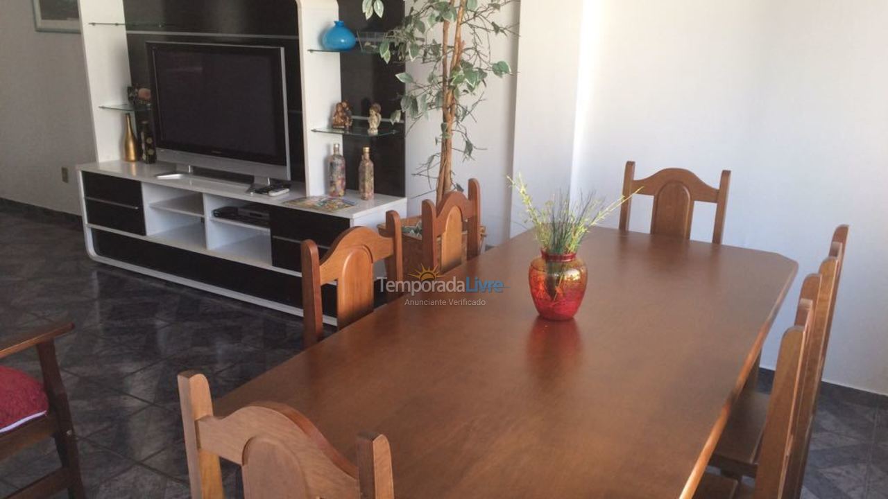 Apartamento para aluguel de temporada em Arraial do Cabo (Prainha)