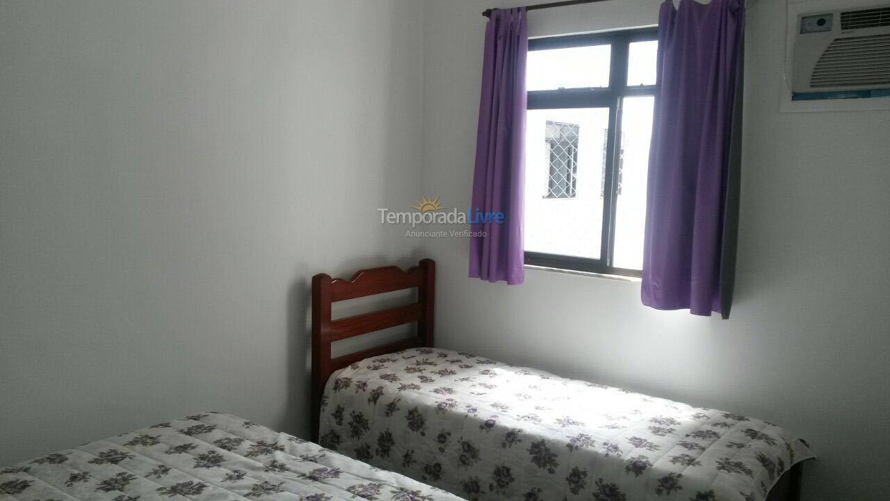 Apartamento para aluguel de temporada em Arraial do Cabo (Prainha)