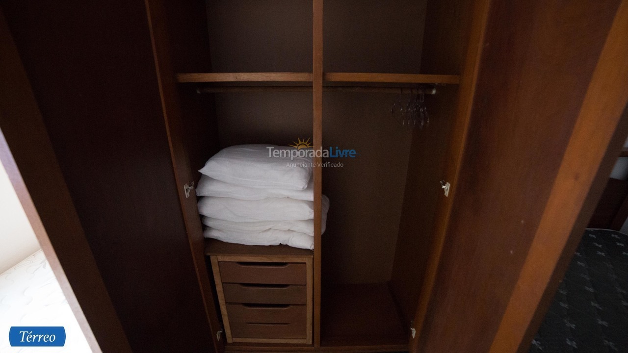 Casa para aluguel de temporada em Ubatuba (Enseada)