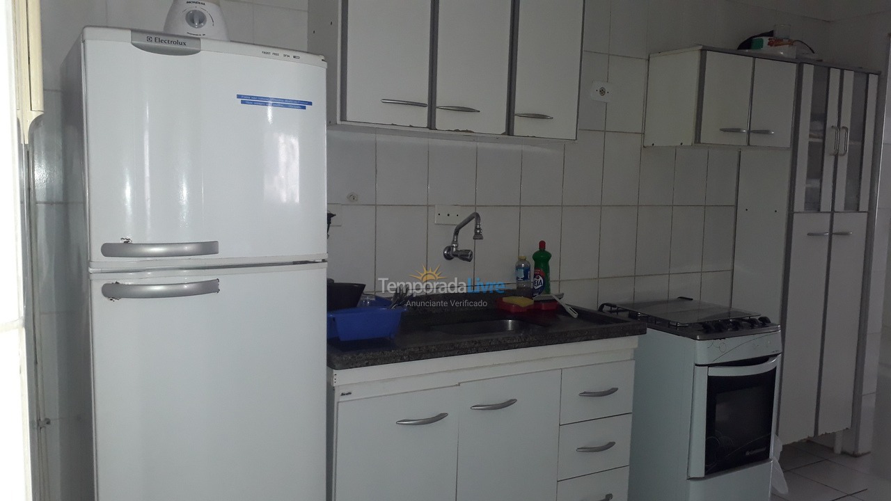 Apartamento para aluguel de temporada em Praia Grande (Aviação)