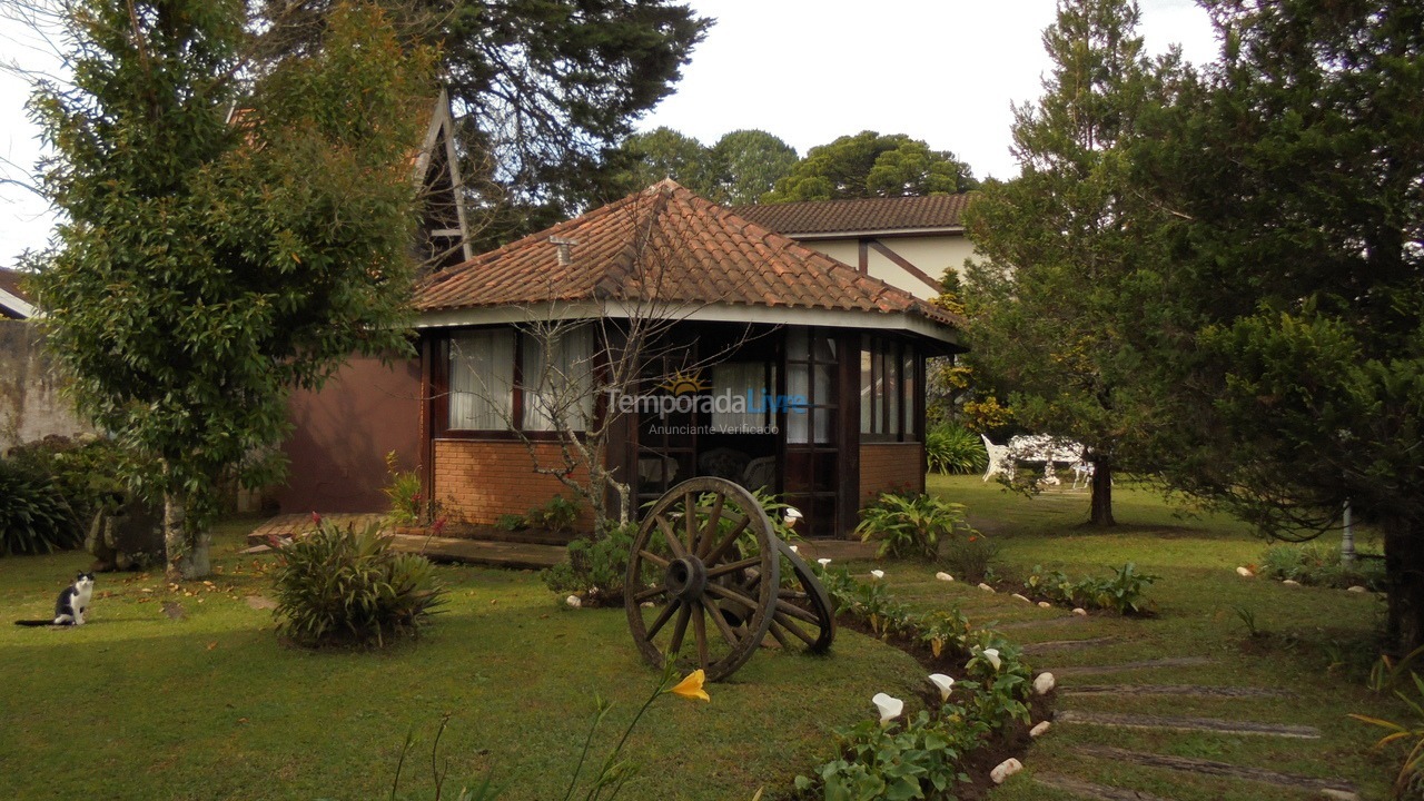 Casa para alquiler de vacaciones em Campos do Jordão (Capivari)