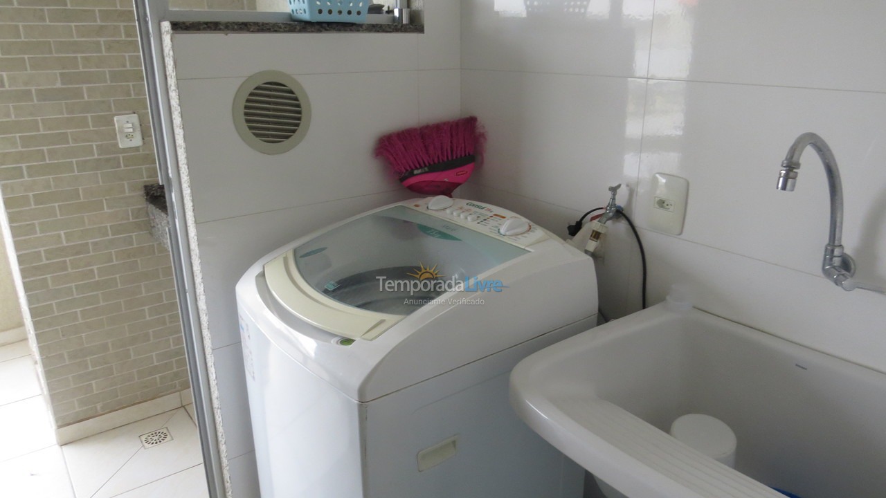 Apartamento para aluguel de temporada em Bombinhas (Praia de Bombas)