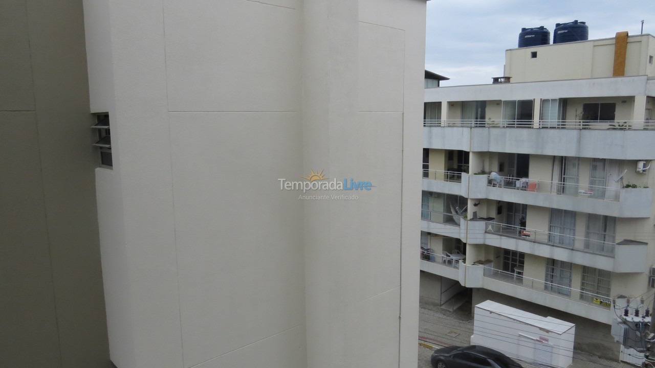 Apartamento para aluguel de temporada em Bombinhas (Praia de Bombas)