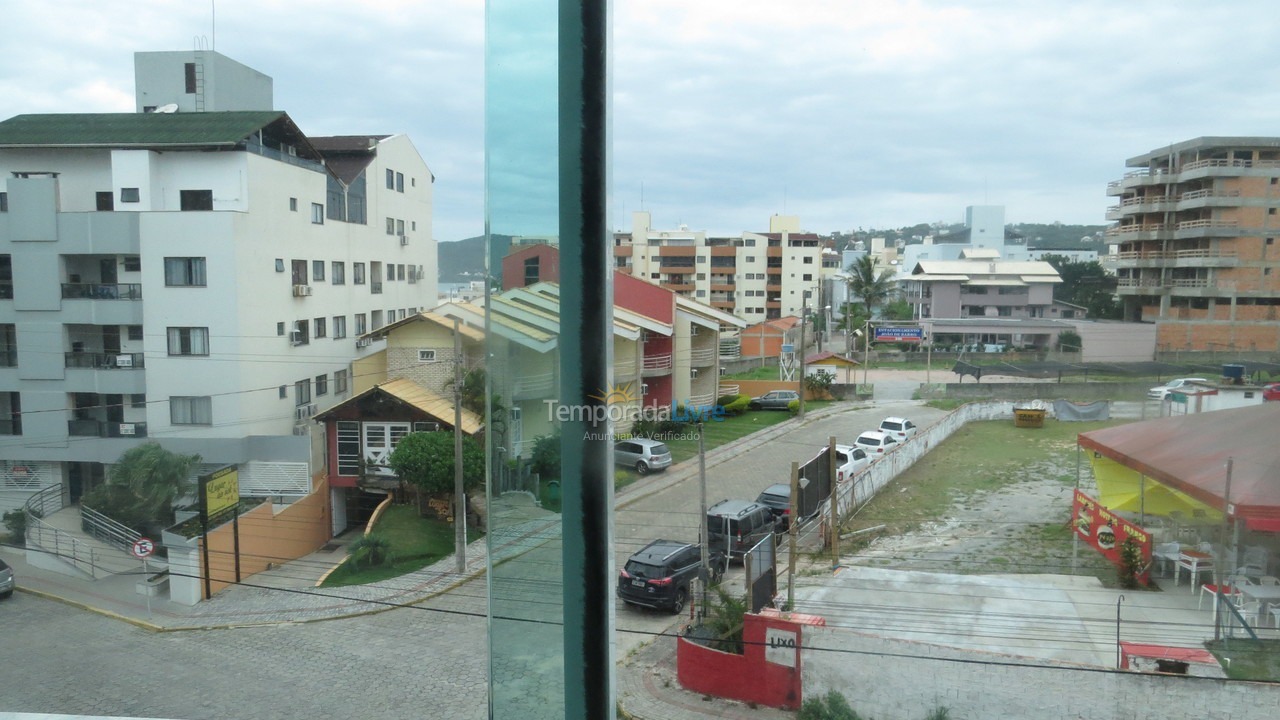 Apartamento para aluguel de temporada em Bombinhas (Praia de Bombas)