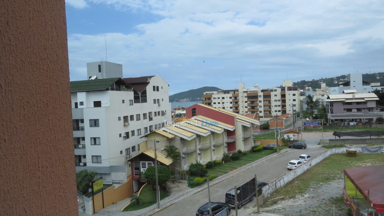 Apartamento para aluguel de temporada em Bombinhas (Praia de Bombas)