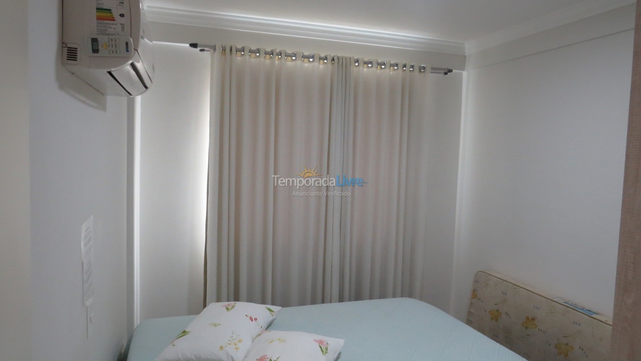 Apartamento para aluguel de temporada em Bombinhas (Praia de Bombas)