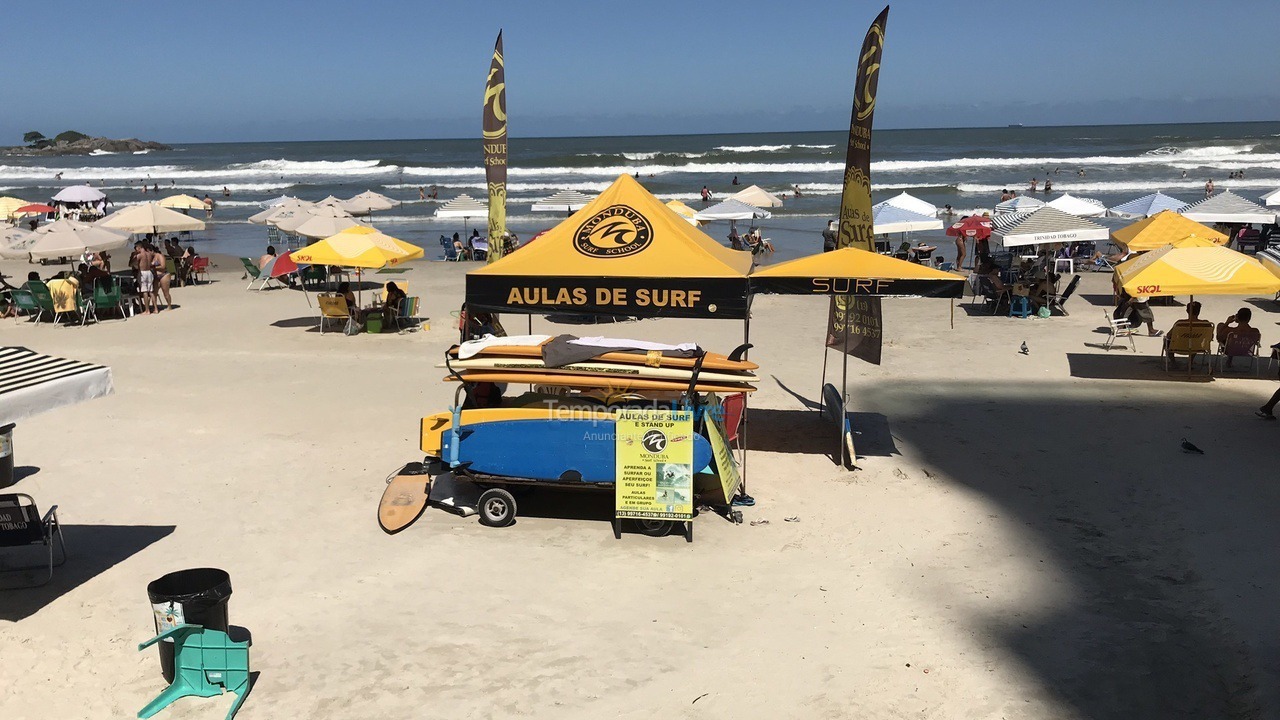 Apartamento para aluguel de temporada em Guarujá (Pitangueiras)