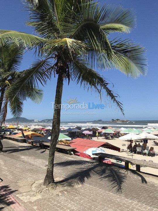 Apartamento para aluguel de temporada em Guarujá (Pitangueiras)