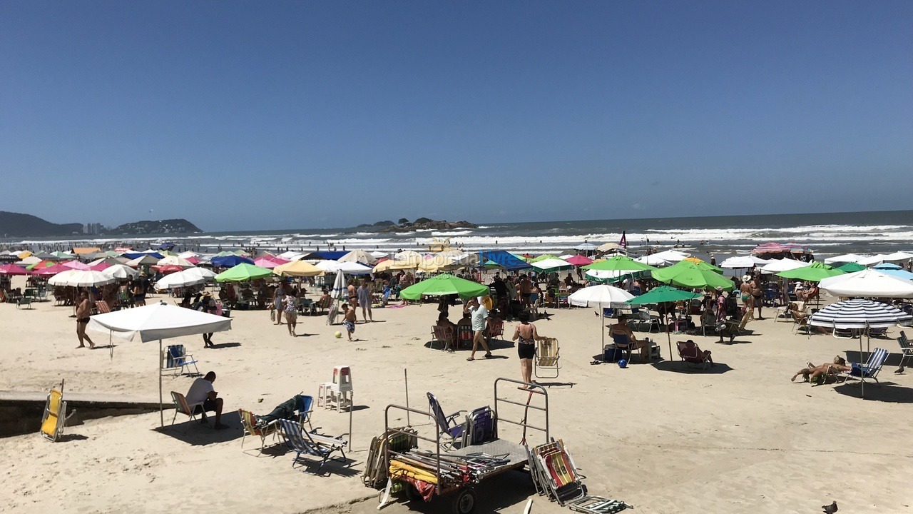 Apartamento para aluguel de temporada em Guarujá (Pitangueiras)