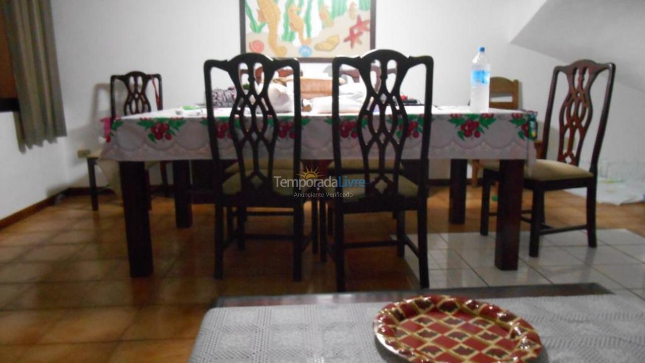 Apartamento para alquiler de vacaciones em Ubatuba (Praia Grande)